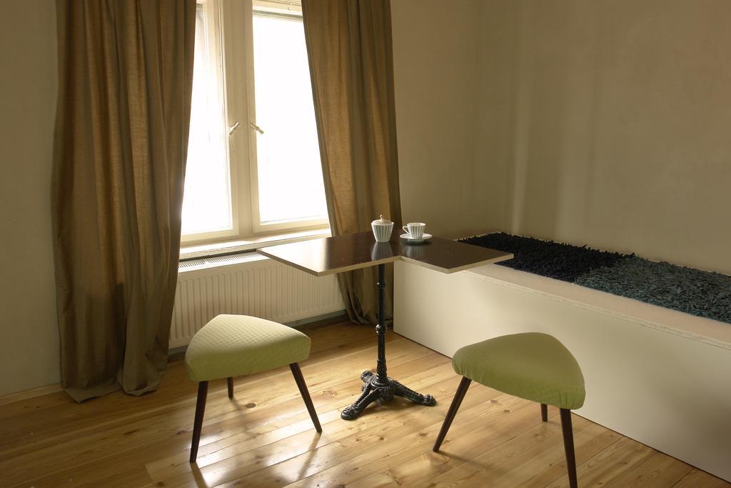 Ost-apotheke Hostel
