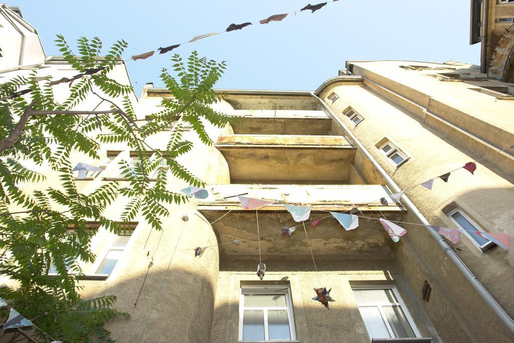 Ost-apotheke Hostel